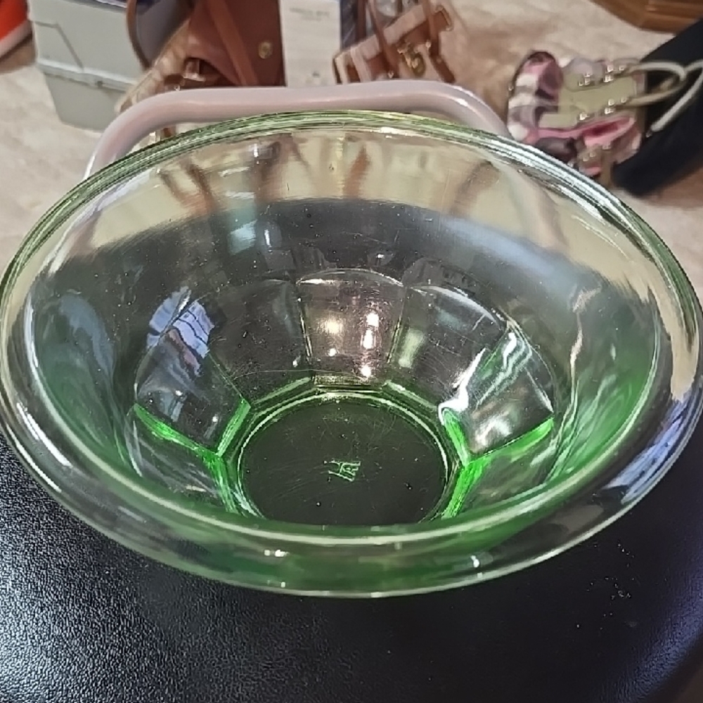 Vintage Green Uranium  Glass Bowl 9.5" Wide x 3.5" High. No Chips or Cracks